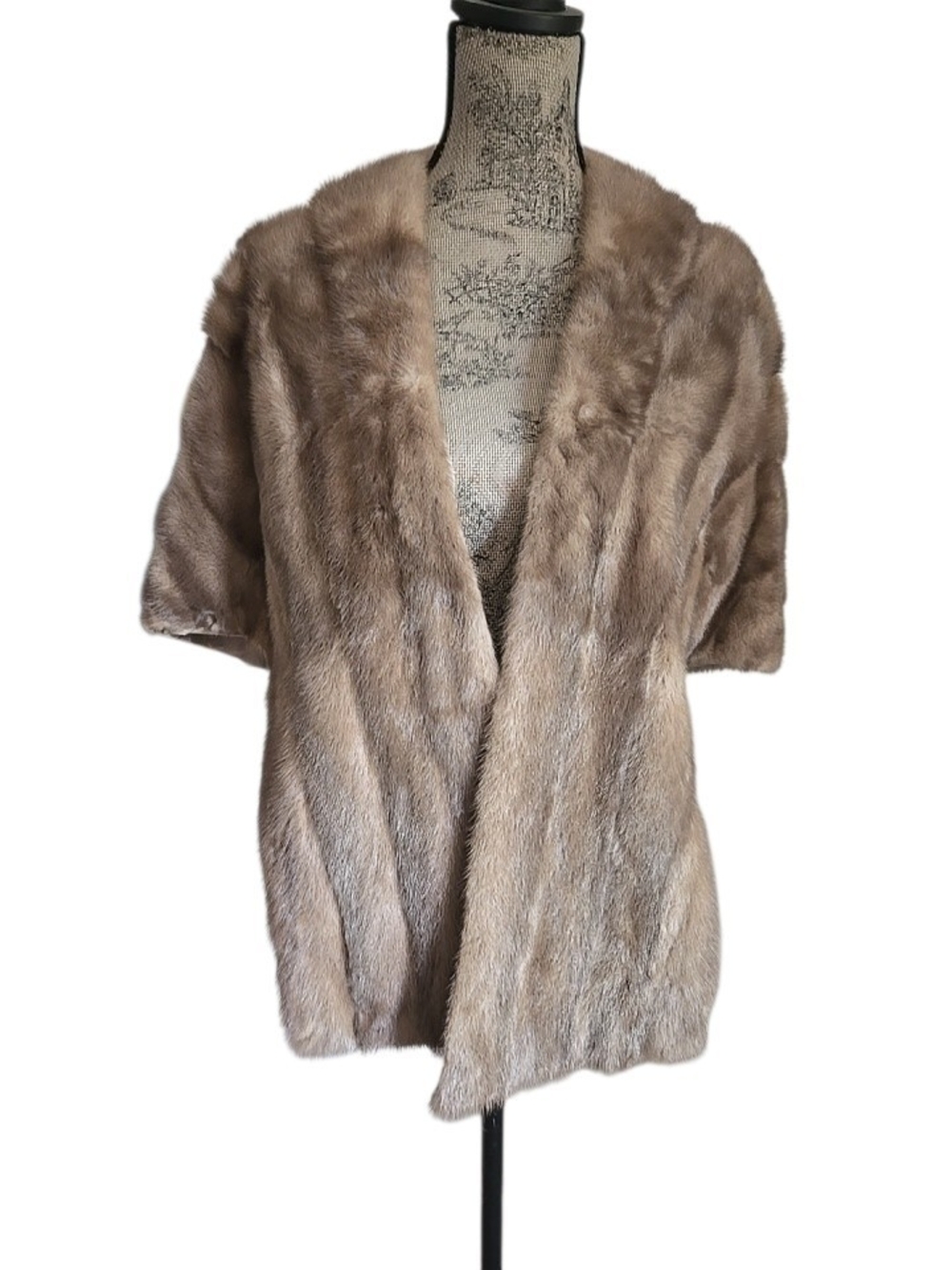 Vintage Elegant MINK STOLE GREAT CONDITION !